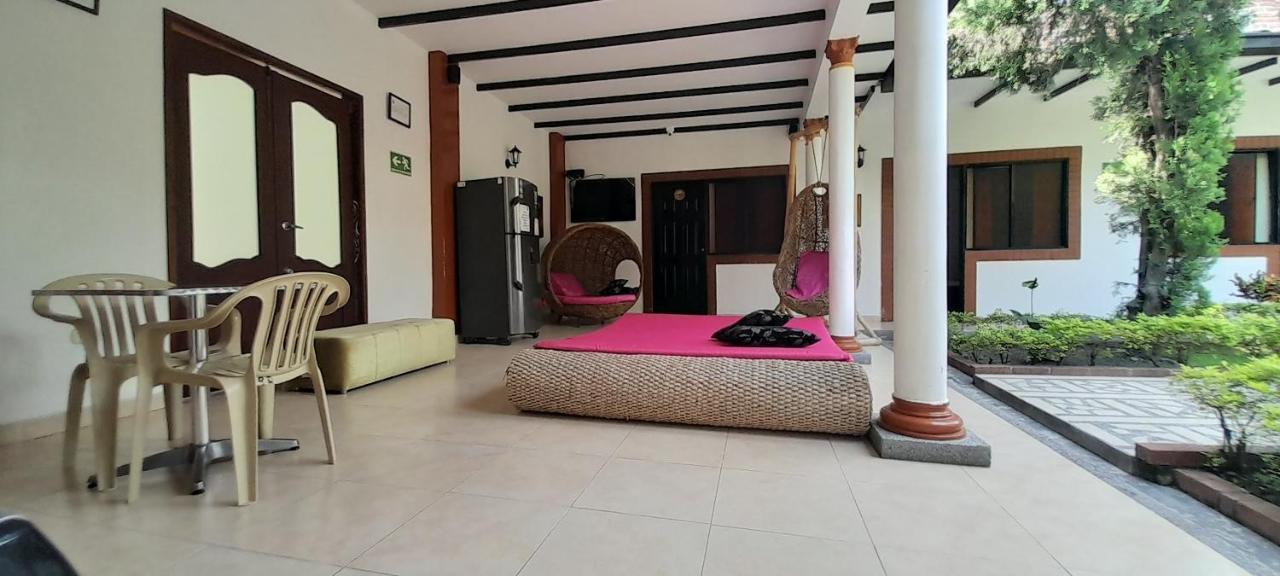 Hotel Boutique Ceiba Real Gigante Exterior foto